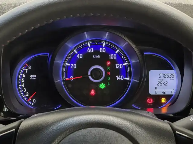 ホンダ Ｎ ＷＧＮ カスタム G Aパッケージ 三重県 2015(平27)年 7.9万km プレミアムホワイトパール ガソリン/FF/インパネCVT/純正 7インチナビ VXM-155VSi/（FM/AM/CD/DVD/USB/iPod/SD/Bluetooth/地デジTV/VTR/AUX）/バックカメラ/ETC/安全/・CTBA: シティブレーキアクティブシステム（低速域衝突軽減ブレーキ）/・VSA（ABS・トラクションコントロール・横すべり抑制）/・SRS サイド＆カーテンエアバッグ/装備/・ハーフレザーシート/・クルーズコントロール/・オートエアコン/・オートライト/・ディスチャージヘッドライト（HID）/・フロントフォグランプ/・ステアリングスイッチ/・後席シートベルトインジケータ/・プッシュスタート/・スマートキーx2/・純正14inAW/・保/取/ナビ取/など
