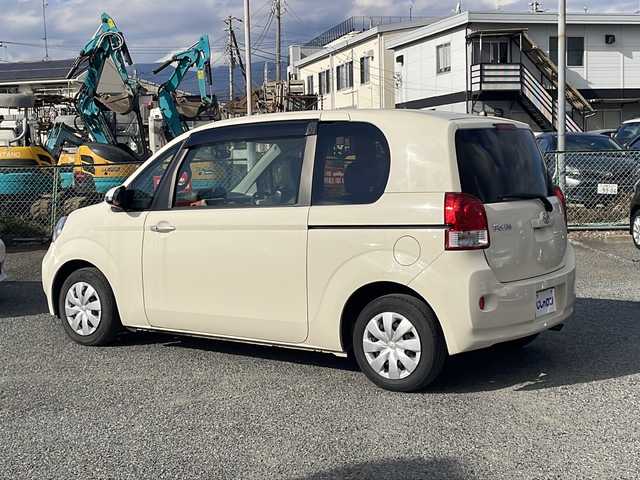 トヨタ ポルテ X 神奈川県 2013(平25)年 7.2万km クリームベージュ (株)IDOMが運営する【じしゃロン秦野店】の自社ローン対象車両になります。こちらは現金ご利用時の価格です。自社ローンご希望の方は別途その旨お申付け下さい。//メモリナビ//ワンセグテレビ//バックカメラ//片側パワースライドドア//ETC//DVD再生機能