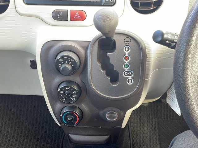 トヨタ ポルテ X 神奈川県 2013(平25)年 7.2万km クリームベージュ (株)IDOMが運営する【じしゃロン秦野店】の自社ローン対象車両になります。こちらは現金ご利用時の価格です。自社ローンご希望の方は別途その旨お申付け下さい。//メモリナビ//ワンセグテレビ//バックカメラ//片側パワースライドドア//ETC//DVD再生機能