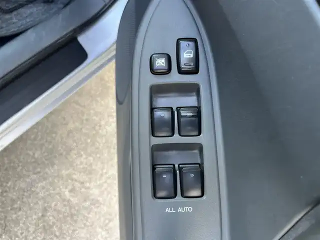 トヨタ アリオン A18 Sパッケージ 高知県 2005(平17)年 9.1万km シルバーM 純正ナビワイルドマルチAVステーション/ドライブレコーダー/ETC/リモコンキー/バックカメラ/スペアキー/リモコンキー/純正フロアマット/純正15インチアルミホイール/オートライト/キセノンヘッドライト/運転席＋助手席エアバッグ/AM/FM/本革巻きステアリング