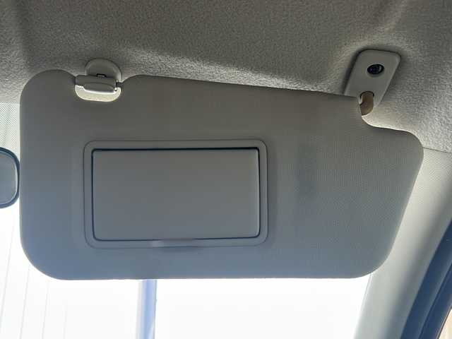 日産 マーチ ボレロ 三重県 2009(平21)年 5.1万km フランボワーズレッド 禁煙/純正ナビ/フルセグTV/バックカメラ/スマートキー/AUTECHホイール/オートライト/フォグランプ/電動格納ミラー/純正フロアマット/純正ドアバイザー/保証書/取扱説明書