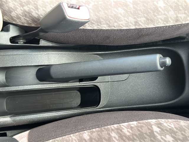 日産 マーチ ボレロ 三重県 2009(平21)年 5.1万km フランボワーズレッド 禁煙/純正ナビ/フルセグTV/バックカメラ/スマートキー/AUTECHホイール/オートライト/フォグランプ/電動格納ミラー/純正フロアマット/純正ドアバイザー/保証書/取扱説明書