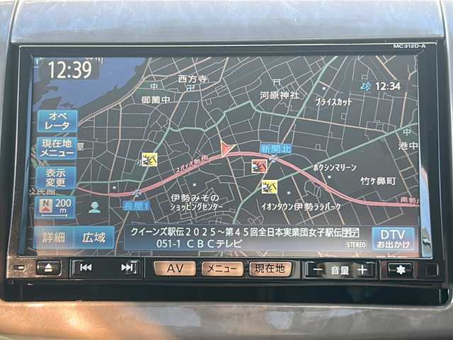 日産 マーチ ボレロ 三重県 2009(平21)年 5.1万km フランボワーズレッド 禁煙/純正ナビ/フルセグTV/バックカメラ/スマートキー/AUTECHホイール/オートライト/フォグランプ/電動格納ミラー/純正フロアマット/純正ドアバイザー/保証書/取扱説明書