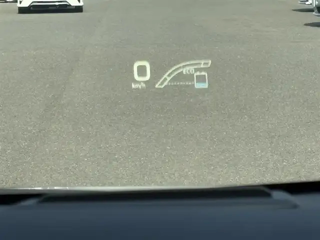 トヨタ プリウス A ツーリングセレクション 大分県 2017(平29)年 8.9万km ホワイトパールクリスタルシャイン ・ナビ(CD/DVD/BT/SD)/・バックカメラ/・フルセグテレビ/・プリクラッシュセーフティ/・ヘッドアップディスプレイ/・モデリスタ/・レーダークルーズコントロール/・オートハイビーム/・パーキングアシスト/・ETC/・ドライブレコーダー/・シートヒーター/・テレビキャンセラー/・スマートキー/・プッシュスタートボタン