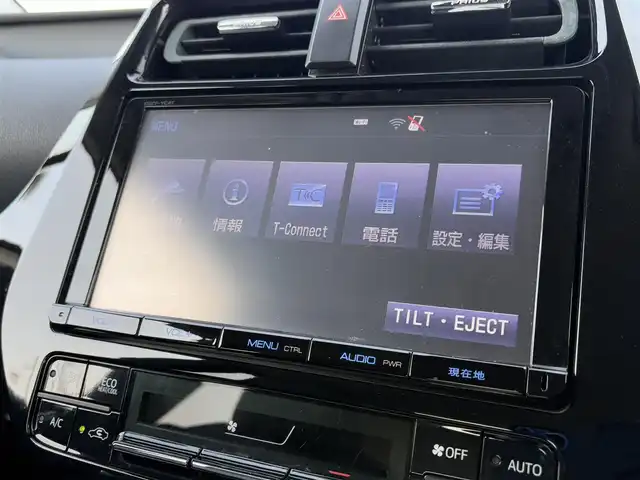 トヨタ プリウス A ツーリングセレクション 大分県 2017(平29)年 8.9万km ホワイトパールクリスタルシャイン ・ナビ(CD/DVD/BT/SD)/・バックカメラ/・フルセグテレビ/・プリクラッシュセーフティ/・ヘッドアップディスプレイ/・モデリスタ/・レーダークルーズコントロール/・オートハイビーム/・パーキングアシスト/・ETC/・ドライブレコーダー/・シートヒーター/・テレビキャンセラー/・スマートキー/・プッシュスタートボタン