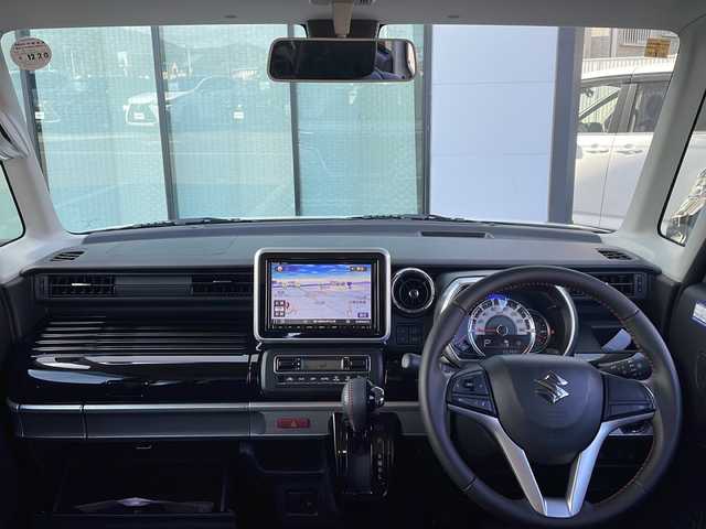 スズキ スペーシア カスタム HYBRID XS 香川県 2019(平31)年 5.6万km ピュアホワイトP スズキセーフティサポート/・デュアルセンサーブレーキサポートII (DSBS) /・誤発進抑制機能/・車線逸脱警報/抑制機能/・ふらつき警報機能/・ヘッドアップディスプレイ（HUD）/・後退時ブレーキサポート/・360°ビューモニター/コーナーセンサー/純正８型メモリナビ（CN-RZ843）/・Bluetooth接続/・AM/FM/・CD/DVD/・フルセグTV/両側電動スライドドア/純正15インチアルミホイール/LEDヘッドライト/運転席ヒートシーター/ハーフレザーシート/ロールサンシェード/パーソナルテーブル/USBポート/プッシュスタート/スマートキー