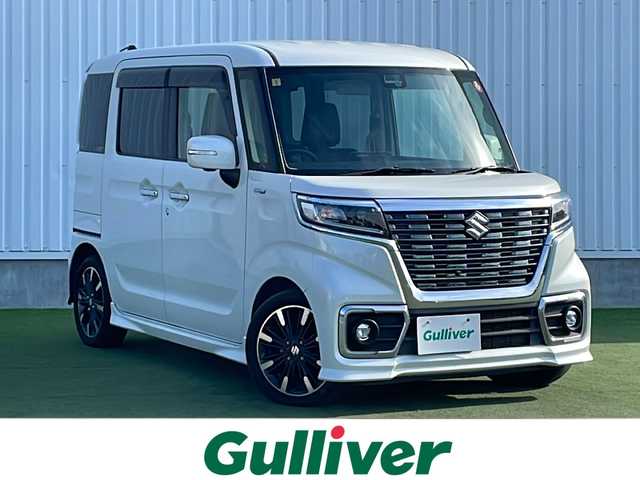 スズキ スペーシア カスタム HYBRID XS 香川県 2019(平31)年 5.6万km ピュアホワイトP スズキセーフティサポート/・デュアルセンサーブレーキサポートII (DSBS) /・誤発進抑制機能/・車線逸脱警報/抑制機能/・ふらつき警報機能/・ヘッドアップディスプレイ（HUD）/・後退時ブレーキサポート/・360°ビューモニター/コーナーセンサー/純正８型メモリナビ（CN-RZ843）/・Bluetooth接続/・AM/FM/・CD/DVD/・フルセグTV/両側電動スライドドア/純正15インチアルミホイール/LEDヘッドライト/運転席ヒートシーター/ハーフレザーシート/ロールサンシェード/パーソナルテーブル/USBポート/プッシュスタート/スマートキー