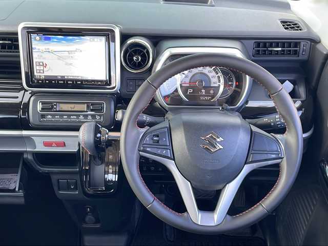 スズキ スペーシア カスタム HYBRID XS 香川県 2019(平31)年 5.6万km ピュアホワイトP スズキセーフティサポート/・デュアルセンサーブレーキサポートII (DSBS) /・誤発進抑制機能/・車線逸脱警報/抑制機能/・ふらつき警報機能/・ヘッドアップディスプレイ（HUD）/・後退時ブレーキサポート/・360°ビューモニター/コーナーセンサー/純正８型メモリナビ（CN-RZ843）/・Bluetooth接続/・AM/FM/・CD/DVD/・フルセグTV/両側電動スライドドア/純正15インチアルミホイール/LEDヘッドライト/運転席ヒートシーター/ハーフレザーシート/ロールサンシェード/パーソナルテーブル/USBポート/プッシュスタート/スマートキー