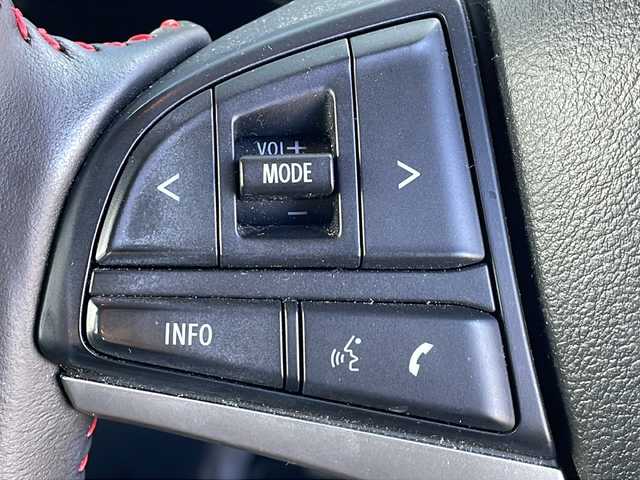 スズキ スペーシア カスタム HYBRID XS 香川県 2019(平31)年 5.6万km ピュアホワイトP スズキセーフティサポート/・デュアルセンサーブレーキサポートII (DSBS) /・誤発進抑制機能/・車線逸脱警報/抑制機能/・ふらつき警報機能/・ヘッドアップディスプレイ（HUD）/・後退時ブレーキサポート/・360°ビューモニター/コーナーセンサー/純正８型メモリナビ（CN-RZ843）/・Bluetooth接続/・AM/FM/・CD/DVD/・フルセグTV/両側電動スライドドア/純正15インチアルミホイール/LEDヘッドライト/運転席ヒートシーター/ハーフレザーシート/ロールサンシェード/パーソナルテーブル/USBポート/プッシュスタート/スマートキー