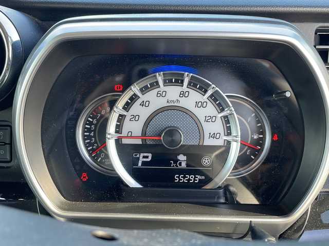 スズキ スペーシア カスタム HYBRID XS 香川県 2019(平31)年 5.6万km ピュアホワイトP スズキセーフティサポート/・デュアルセンサーブレーキサポートII (DSBS) /・誤発進抑制機能/・車線逸脱警報/抑制機能/・ふらつき警報機能/・ヘッドアップディスプレイ（HUD）/・後退時ブレーキサポート/・360°ビューモニター/コーナーセンサー/純正８型メモリナビ（CN-RZ843）/・Bluetooth接続/・AM/FM/・CD/DVD/・フルセグTV/両側電動スライドドア/純正15インチアルミホイール/LEDヘッドライト/運転席ヒートシーター/ハーフレザーシート/ロールサンシェード/パーソナルテーブル/USBポート/プッシュスタート/スマートキー