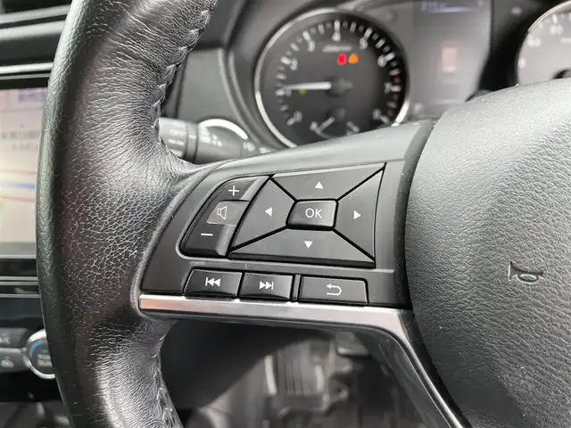 日産 エクストレイル 20X 青森県 2018(平30)年 7万km プレミアムコロナオレンジ ・４WD/・純正9インチSDナビ/・フルセグ/CD/DVD/AM/FM/・Bluetooth/・全方位カメラ/・コーナーセンサー/・盗難防止装置/・横滑り防止装置/・オートライト/・LEDライト/・フォグランプ/・フリップダウンモニター/・純正18インチアルミホイール/・純正フロアマット/・ダブルエアバック/・ドライブレコーダー/・ETC/・ダブルエアバック/・スペアキー/・取扱説明書