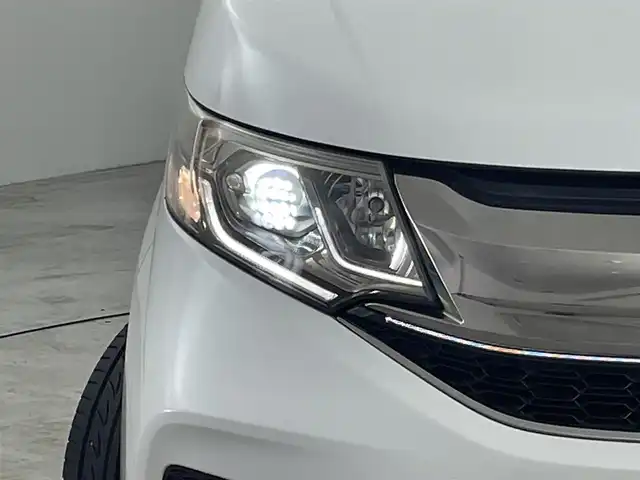 ホンダ ステップワゴン スパーダクールスピリット アドバンスパッケージβ 福岡県 2016(平28)年 7.4万km ホワイトオーキッドパール フリップダウンモニター　/純正９型ナビ　/ビルトインＥＴＣ　/ドライブレコーダー　/アダプティブクルーズコントロール　/コーナーセンサー　/わくわくゲート　/ホンダセンシング/衝突軽減ブレーキ　/レーンキープ　/パドルシフト/両側電動スライドドア　/ハーフレザー　/シートヒーター