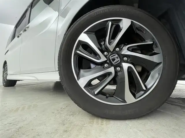 ホンダ ステップワゴン スパーダクールスピリット アドバンスパッケージβ 福岡県 2016(平28)年 7.4万km ホワイトオーキッドパール フリップダウンモニター　/純正９型ナビ　/ビルトインＥＴＣ　/ドライブレコーダー　/アダプティブクルーズコントロール　/コーナーセンサー　/わくわくゲート　/ホンダセンシング/衝突軽減ブレーキ　/レーンキープ　/パドルシフト/両側電動スライドドア　/ハーフレザー　/シートヒーター