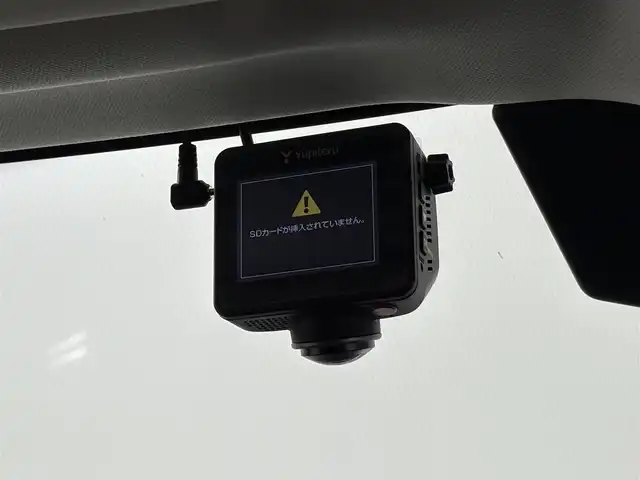 ランドローバー ランドローバー ディフェンダー 110XダイナミッHSE 埼玉県 2023(令5)年 3.2万km 白 ４WD/サンルーフ/純正ナビ/Bluetooth/Applecarplay/全方位カメラ/クルーズコントロール/ドライブレコーダー/レザーシート/シートヒーター　エアシート/プッシュスタート/スマートキー