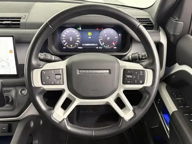ランドローバー ランドローバー ディフェンダー 110XダイナミッHSE 埼玉県 2023(令5)年 3.2万km 白 ４WD/サンルーフ/純正ナビ/Bluetooth/Applecarplay/全方位カメラ/クルーズコントロール/ドライブレコーダー/レザーシート/シートヒーター　エアシート/プッシュスタート/スマートキー