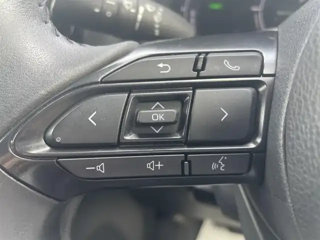 トヨタ シエンタ ハイブリッド Z 山形県 2023(令5)年 2.5万km ブラック ４ＷＤ/衝突被害軽減/純正メモリナビ/　　【ＣＤ　ＤＶＤ　ＢＴ　フルセグ　USB】/全周囲カメラ/両側パワースライドドア/アダプティブクルーズコントロール/LEDオートライト/オートハイビーム/純正15インチアルミホイール/コーナーセンサー/レーンキープアシスト/横滑り防止装置/盗難防止装置/純正フロアマット/アイドリングストップ/電動格納ミラー/スマートキー/スペアキー/ETCメモリナビ