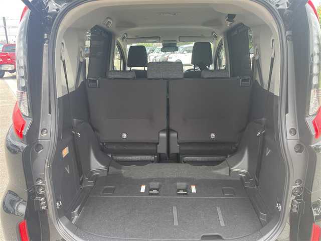 トヨタ シエンタ ハイブリッド Z 山形県 2023(令5)年 2.5万km ブラック ４ＷＤ/衝突被害軽減/純正メモリナビ/　　【ＣＤ　ＤＶＤ　ＢＴ　フルセグ　USB】/全周囲カメラ/両側パワースライドドア/アダプティブクルーズコントロール/LEDオートライト/オートハイビーム/純正15インチアルミホイール/コーナーセンサー/レーンキープアシスト/横滑り防止装置/盗難防止装置/純正フロアマット/アイドリングストップ/電動格納ミラー/スマートキー/スペアキー/ETCメモリナビ