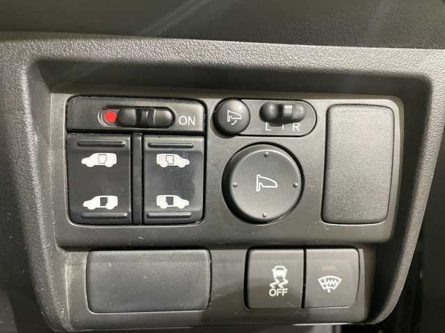 ホンダ フリード Gエアロ 愛媛県 2013(平25)年 9.2万km プレミアムスパークルブラックパール 社外ナビ/Bluetooth/フルセグ/バックカメラ/両側電動スライドドア/LEDヘッドライト/オートライト/ドライブレコーダー/ETC/ステアリングスイッチ/純正15インチアルミ/盗難防止装置/純正フロアマット/電動格納ミラー/スマートキー