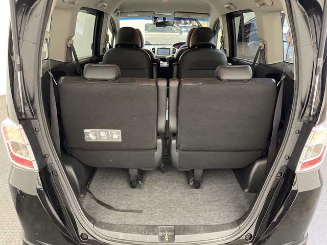 ホンダ フリード Gエアロ 愛媛県 2013(平25)年 9.2万km プレミアムスパークルブラックパール 社外ナビ/Bluetooth/フルセグ/バックカメラ/両側電動スライドドア/LEDヘッドライト/オートライト/ドライブレコーダー/ETC/ステアリングスイッチ/純正15インチアルミ/盗難防止装置/純正フロアマット/電動格納ミラー/スマートキー
