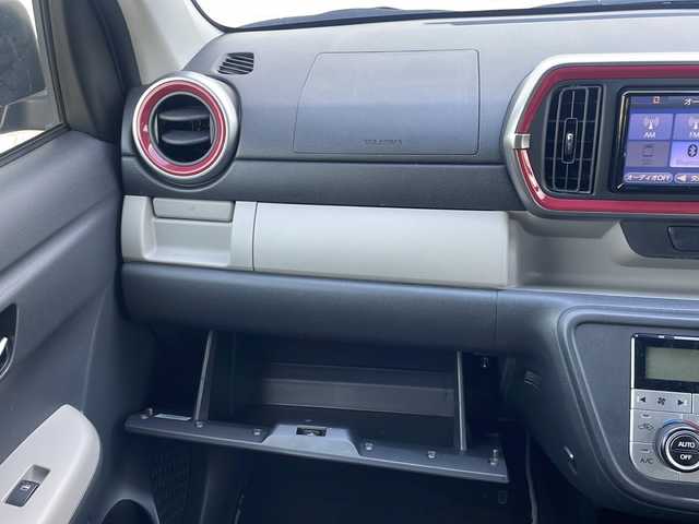 トヨタ パッソ モーダ　Gパッケージ 長野県 2017(平29)年 5.6万km ブラックマイカメタリック/ダークエメラルドマイカ 2トーン ・純正7インチメモリーナビゲーション/CD ワンセグTV Bluetooth/・バックカメラ/・ビルトインETC/・スマートアシスト/・アイドリングストップ/・横滑り防止装置/・純正14インチアルミホイール/・ウィンカーミラー/・電動格納ミラー/・LEDヘッドライト/・オートライト/・ステアリングリモコン/・スマートキー/・エンジンプッシュスタート