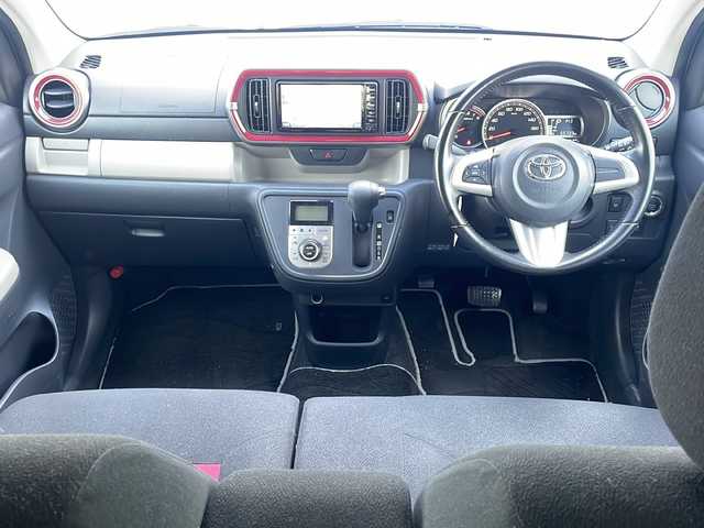 トヨタ パッソ モーダ　Gパッケージ 長野県 2017(平29)年 5.6万km ブラックマイカメタリック/ダークエメラルドマイカ 2トーン ・純正7インチメモリーナビゲーション/CD ワンセグTV Bluetooth/・バックカメラ/・ビルトインETC/・スマートアシスト/・アイドリングストップ/・横滑り防止装置/・純正14インチアルミホイール/・ウィンカーミラー/・電動格納ミラー/・LEDヘッドライト/・オートライト/・ステアリングリモコン/・スマートキー/・エンジンプッシュスタート