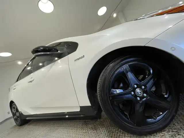 トヨタ プリウス A ツーリングセレクション 愛知県 2019(平31)年 8.5万km ホワイトパールクリスタルシャイン 純正11.6インチナビ/トヨタセーフティセンス/ETC2.0/バックモニター/クルーズコントロール/ブラインドスポットモニター/パワーシートD席/Bluetooth/コーナーセンサー/レーンキープアシスト/レーンディパーチャーアラート/パーキングサポートブレーキ/オートハイビーム/プッシュスタート/USB接続/LEDヘッドライト/スマートキー/スペアキー/純正フロアマット/純正アルミホイール/オートライト