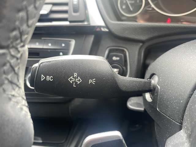 ＢＭＷ ３２０ｄ Mスポーツ 福島県 2013(平25)年 10万km 黒 純正HDDナビ/【DVD/CD/Bluetooth/USB/ラジオ】/バックカメラ/純正18inアルミホイール/オートヘッドライト/純正LEDヘッドライト/純正フォグランプ/フロアマット/ETC/スマートキー/エンジンプッシュスタート