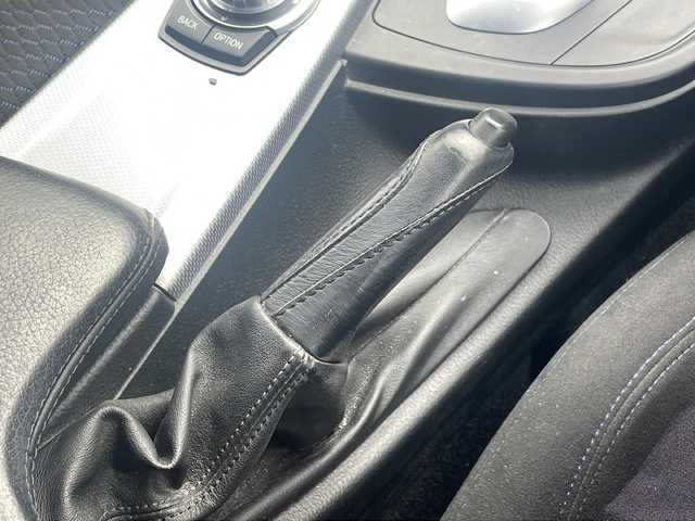 ＢＭＷ ３２０ｄ Mスポーツ 福島県 2013(平25)年 10万km 黒 純正HDDナビ/【DVD/CD/Bluetooth/USB/ラジオ】/バックカメラ/純正18inアルミホイール/オートヘッドライト/純正LEDヘッドライト/純正フォグランプ/フロアマット/ETC/スマートキー/エンジンプッシュスタート