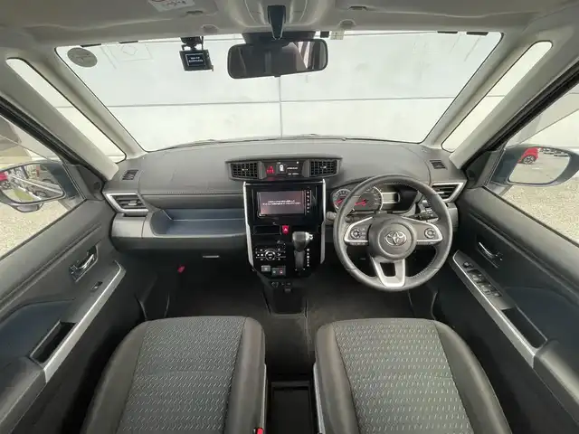 トヨタ ルーミー カスタムG 千葉県 2022(令4)年 2.8万km ブラックマイカメタリック 純正ナビ/バックカメラ/フルセグＴＶ/クルーズコントロール/ビルトインＥＴＣ/両側パワースライドドア/前席シートヒーター/コーナーセンサー/衝突被害軽減ブレーキ/オートライト/アイドリングストップ