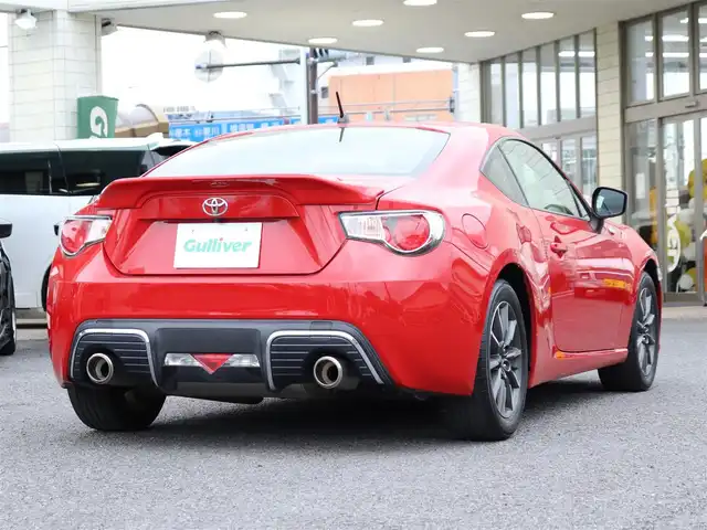 トヨタ ８６ G 神奈川県 2012(平24)年 5.7万km ライトニングレッド 6速マニュアル/ドラレコ/ETC/バックカメラ/社外メモリナビ/Buletoothオーディオ/DVD/CD/フルセグテレビ/純正16インチAW/純正フロアマット/純正ヘッドライト