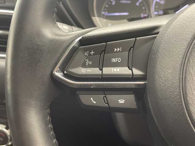 マツダ ＣＸ－５ XD Lパッケージ 沖縄県 2017(平29)年 8.9万km ソウルレッドクリスタルM 純正ナビ　/フルセグＴＶ　/ＢＬＵＥＴＯＯＴＨ接続　/ドラレコ　/純正ＥＴＣ/ＢＯＳＥサウンド/レーンキープアシスト/横滑り防止装置/衝突軽減システム/盗難防止装置/レザーシート　/パワーシート　/シートヒーター　/ステアリングヒーター　/ヘッドアップディスプレイ　/クルーズコントロール　/アイドリングストップ/プッシュスタート/スマートキー/MTモード付AT/純正フロアマット