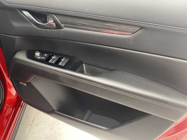 マツダ ＣＸ－５ XD Lパッケージ 沖縄県 2017(平29)年 8.9万km ソウルレッドクリスタルM 純正ナビ　/フルセグＴＶ　/ＢＬＵＥＴＯＯＴＨ接続　/ドラレコ　/純正ＥＴＣ/ＢＯＳＥサウンド/レーンキープアシスト/横滑り防止装置/衝突軽減システム/盗難防止装置/レザーシート　/パワーシート　/シートヒーター　/ステアリングヒーター　/ヘッドアップディスプレイ　/クルーズコントロール　/アイドリングストップ/プッシュスタート/スマートキー/MTモード付AT/純正フロアマット