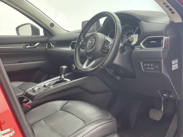 マツダ ＣＸ－５ XD Lパッケージ 沖縄県 2017(平29)年 8.9万km ソウルレッドクリスタルM 純正ナビ　/フルセグＴＶ　/ＢＬＵＥＴＯＯＴＨ接続　/ドラレコ　/純正ＥＴＣ/ＢＯＳＥサウンド/レーンキープアシスト/横滑り防止装置/衝突軽減システム/盗難防止装置/レザーシート　/パワーシート　/シートヒーター　/ステアリングヒーター　/ヘッドアップディスプレイ　/クルーズコントロール　/アイドリングストップ/プッシュスタート/スマートキー/MTモード付AT/純正フロアマット