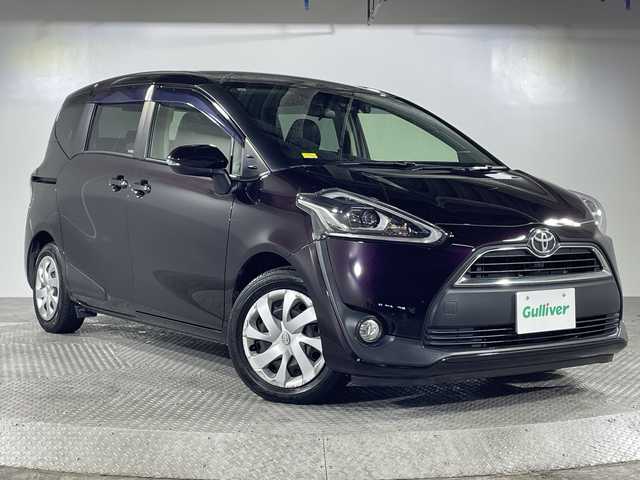 トヨタ シエンタ G クエロ 沖縄県 2017(平29)年 6.1万km クールボルドーガラスフレーク 県外仕入れ/禁煙車/両側パワースライド/純正ナビ/・ＣＤ／ＤＶＤ/・Ｂｌｕｅｔｏｏｔｈ／ワンセグＴＶ/バックカメラ/トヨタセーフティセンス/・レーンディパーチャー/・オートハイビーム/・プリクラクションセーフティー/ドライブレコーダー前/ビルトインＥＴＣ/ステアリングリモコン/LEDヘッドライト