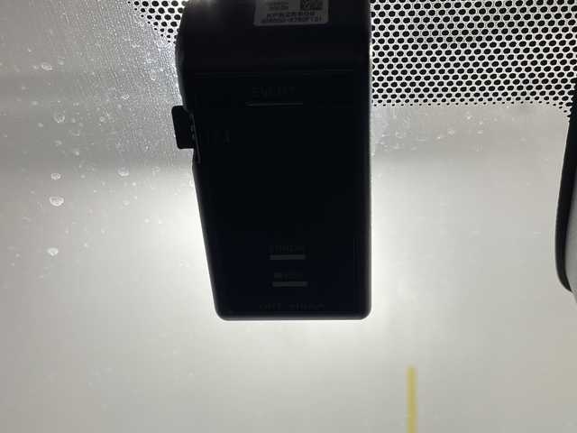 トヨタ シエンタ G クエロ 沖縄県 2017(平29)年 6.1万km クールボルドーガラスフレーク 県外仕入れ/禁煙車/両側パワースライド/純正ナビ/・ＣＤ／ＤＶＤ/・Ｂｌｕｅｔｏｏｔｈ／ワンセグＴＶ/バックカメラ/トヨタセーフティセンス/・レーンディパーチャー/・オートハイビーム/・プリクラクションセーフティー/ドライブレコーダー前/ビルトインＥＴＣ/ステアリングリモコン/LEDヘッドライト