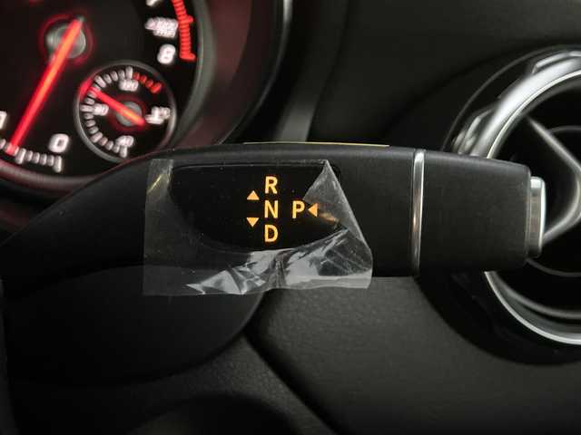 メルセデス・ベンツ ＧＬＡ１８０ 福岡県 2018(平30)年 2.6万km カバンサイトブルー レーダーセーフティパッケージ/アクティブセーフティブレーキ/レーンキープアシスト/ブラインドスポットモニター/黒革/前席シートヒーター/純正ナビ/Applecarplay/androidauto/フルセグTV/バックカメラ/Bluetooth/パワーバックドア/LEDライト/純正18インチアルミホイール/ETC