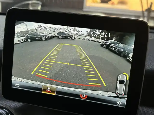 メルセデス・ベンツ ＧＬＡ１８０ 福岡県 2018(平30)年 2.6万km カバンサイトブルー レーダーセーフティパッケージ/アクティブセーフティブレーキ/レーンキープアシスト/ブラインドスポットモニター/黒革/前席シートヒーター/純正ナビ/Applecarplay/androidauto/フルセグTV/バックカメラ/Bluetooth/パワーバックドア/LEDライト/純正18インチアルミホイール/ETC