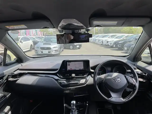 トヨタ Ｃ－ＨＲ G－T LEDエディション 道東・釧路十勝 2017(平29)年 5.8万km ホワイトパールクリスタルシャイン 4WD/純正ナビ/ワンセグTV/バックカメラ/レーダークルーズコントロール/電子パーキング/シートヒーター /ブレーキホールド/ビルトインETC/オートライト/オートハイビーム/プッシュスタート/スマートキー/スペアキー/エンジンスターター/保証書/取扱説明書/フォグランプ/リアフォグ