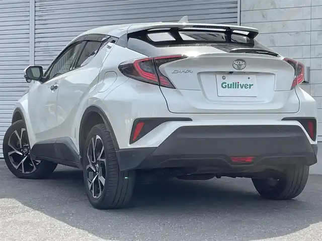 トヨタ Ｃ－ＨＲ G－T LEDエディション 道東・釧路十勝 2017(平29)年 5.8万km ホワイトパールクリスタルシャイン 4WD/純正ナビ/ワンセグTV/バックカメラ/レーダークルーズコントロール/電子パーキング/シートヒーター /ブレーキホールド/ビルトインETC/オートライト/オートハイビーム/プッシュスタート/スマートキー/スペアキー/エンジンスターター/保証書/取扱説明書/フォグランプ/リアフォグ
