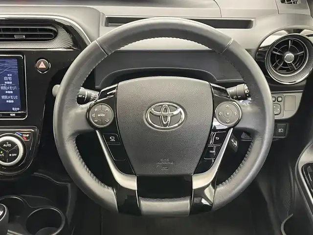 トヨタ アクア S スタイルブラック 愛知県 2021(令3)年 4万km ホワイトパールクリスタルシャイン 純正９型ナビ　フルセグＴＶ　ＨＤＭＩ　全方位カメラ　ＬＥＤオートライト　セーフティセンス　衝突軽減　　車線逸脱　コーナーセンサー　ミラー型前後ドラレコ　フォグランプ　プッシュスタート　ＵＳＢ　禁煙車