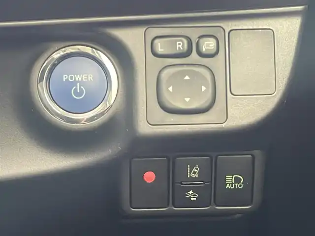 トヨタ アクア S スタイルブラック 愛知県 2021(令3)年 4万km ホワイトパールクリスタルシャイン 純正９型ナビ　フルセグＴＶ　ＨＤＭＩ　全方位カメラ　ＬＥＤオートライト　セーフティセンス　衝突軽減　　車線逸脱　コーナーセンサー　ミラー型前後ドラレコ　フォグランプ　プッシュスタート　ＵＳＢ　禁煙車