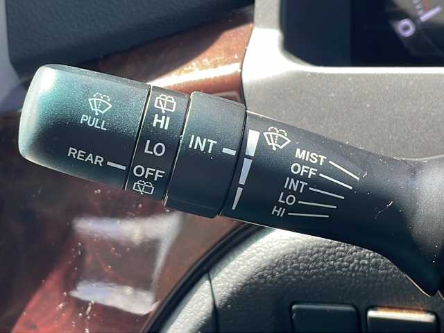 トヨタ ヴェルファイア 2．4Z 三重県 2013(平25)年 13万km ホワイトパールクリスタルシャイン ALPINE9型ナビ/ALPINE後席モニター/サンルーフ/オットマン/ETC/ステアリングリモコン/両側パワースライドドア/オートライト/コーナーセンサー/スペアキー/禁煙車