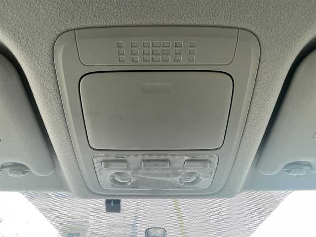 トヨタ ノア X 千葉県 2014(平26)年 8.2万km 茶Ｍ ケンウッド製７インチナビ/後席アルパインモニター/ＥＴＣ/片側パワースライドドア/オートライト/パワーステアリング/パワーウインドウ/ドアバイザー/横滑り防止装置/スマートキー
