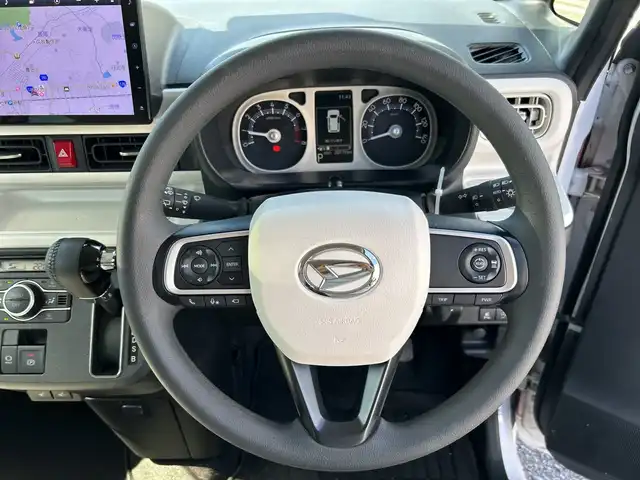 ダイハツ ムーヴ キャンバス ストライプス G ターボ 千葉県 2023(令5)年 2.1万km シャイニングホワイトパール/ファイアークォーツレッドメタリック ナビ　全方位カメラ　両側電動スライドドア　ホッとカップホルダー　ＥＴＣ　レーダークルコン　フルセグ　Ｂｔ　USB シートヒーター　スマートキー ＬＥＤライト　オートライト　コーナーセンサー