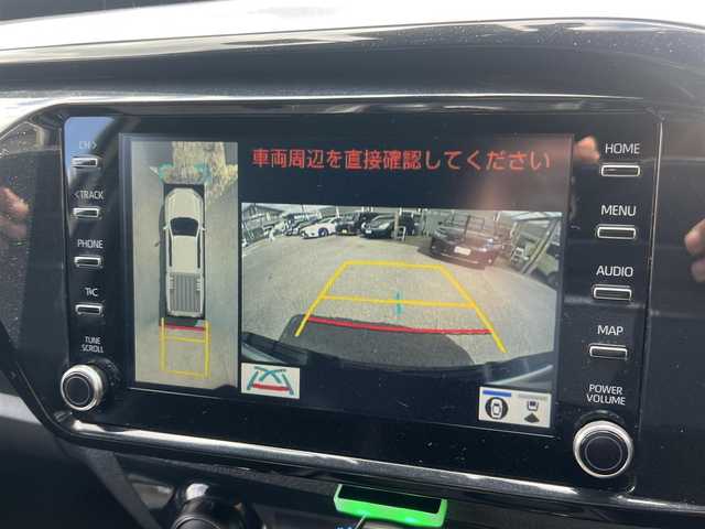 トヨタ ハイラックス Z GRスポーツ 香川県 2022(令4)年 8.1万km スーパーホワイトⅡ  ワンオーナー/ 4WDディーゼルターボ/ GRスポーツ専用ハーフレザーシート/・　D席パワーシート/ プリクラッシュセーフティ/ レーンディパーチャーアラート/ クリアランスソナー/ バックソナー/ ダウンヒルアシストコントロール/ オートLSD/ リアデフロック/ 純正ディスプレイオーディオ/・　ナビ/・　パノラミックビューモニター/・　BT接続/ ETC/ 社外レーダー探知機/ ミラー型前後ドラレコ/ サイドステップ/ USB接続/ LEDヘッドライト/ フォグライト/ 純正フロアマット/ ドアバイザー/ スマートキー２個/ 新車時保証書