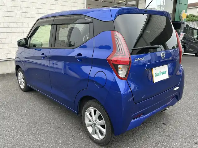 日産 デイズ X 埼玉県 2022(令4)年 0.7万km アトランティックブルー ワンオーナー/純正ナビゲーション（フルセグTV/BT/AM/FM）/アラウンドビューモニター/バックカメラ/ドライブレコーダー前方のみ/純正14インチアルミホイール/純正フロアマット/純正ドアバイザー/AAC/スマートキー/プッシュスタート/電動格納ミラー/ナビ/車両取扱説明書/保証書