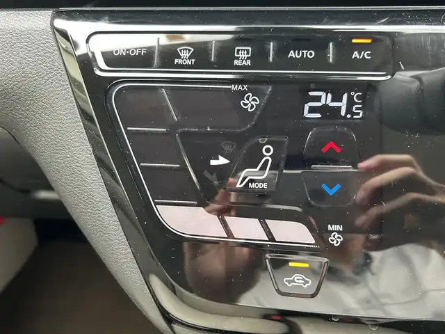 日産 デイズ X 埼玉県 2022(令4)年 0.7万km アトランティックブルー ワンオーナー/純正ナビゲーション（フルセグTV/BT/AM/FM）/アラウンドビューモニター/バックカメラ/ドライブレコーダー前方のみ/純正14インチアルミホイール/純正フロアマット/純正ドアバイザー/AAC/スマートキー/プッシュスタート/電動格納ミラー/ナビ/車両取扱説明書/保証書