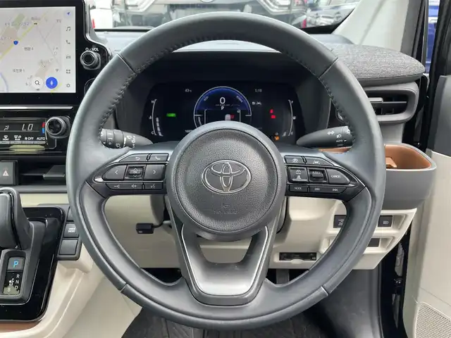 トヨタ シエンタ ハイブリッド Z 滋賀県 2024(令6)年 1.7万km ブラック 禁煙車/純正10.5インチナビ/・フルセグTV/USB/Bluetooth/後席モニター/両側自動スライドドア/ハンドルヒーター/シートヒーター/追従付きクルーズコントロール/LEDヘッドライト/オートマチックハイビーム/ドライブレコーダー/コーナーセンサー/衝突軽減ブレーキ/レーンキープアシスト/スマートキー/ビルトインETC