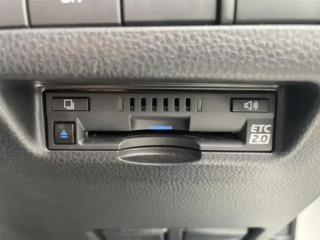 トヨタ ハリアー Z 栃木県 2021(令3)年 1.6万km ホワイトパールクリスタルシャイン トヨタセーフティセンス/調光パノラマルーフ/JBLサウンド/メーカーナビ/フルセグTV/Bluetooth/パノラミックビューモニター/ビルトインETC2.0/ドライブレコーダー付デジタルインナー/パワーバックドア/ハーフレザーシート/パワーシート/パワーバックドア/ブラインドスポットモニター/クリアランスソナー/LEDヘッドライト/フォグランプ/オートハイビーム/ワイヤレス充電/保証書/取説