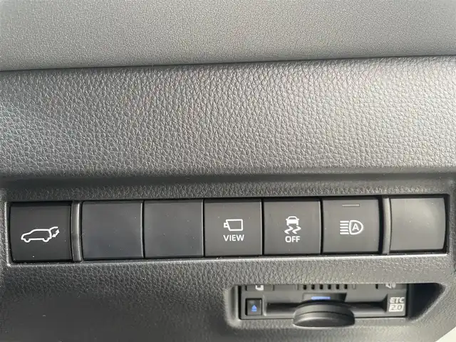 トヨタ ハリアー Z 栃木県 2021(令3)年 1.6万km ホワイトパールクリスタルシャイン トヨタセーフティセンス/調光パノラマルーフ/JBLサウンド/メーカーナビ/フルセグTV/Bluetooth/パノラミックビューモニター/ビルトインETC2.0/ドライブレコーダー付デジタルインナー/パワーバックドア/ハーフレザーシート/パワーシート/パワーバックドア/ブラインドスポットモニター/クリアランスソナー/LEDヘッドライト/フォグランプ/オートハイビーム/ワイヤレス充電/保証書/取説